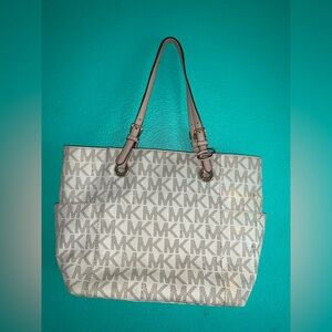 Michael Kors White Bag